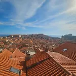 Location Old Town Lucic