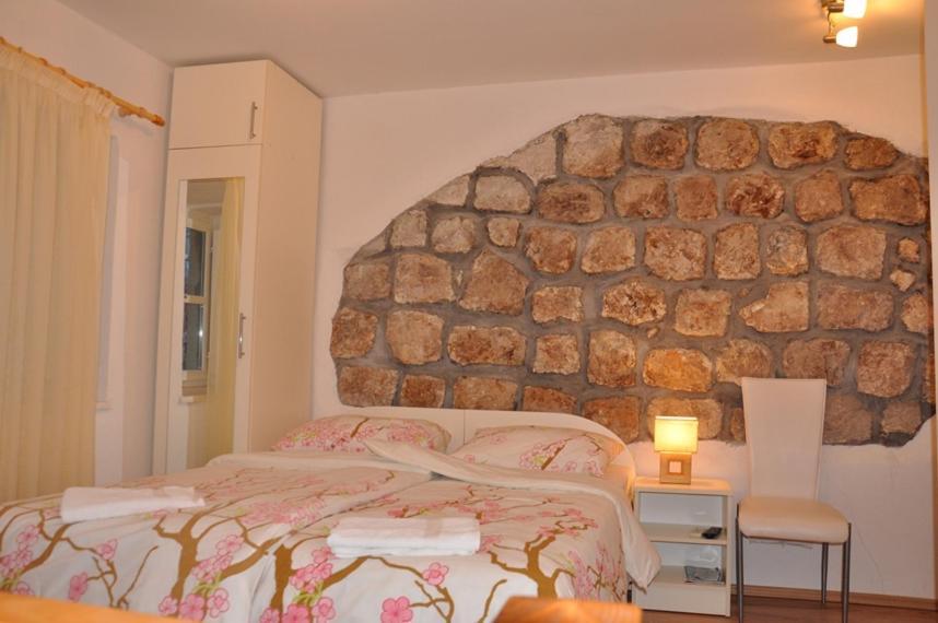 Location Old Town Lucic
