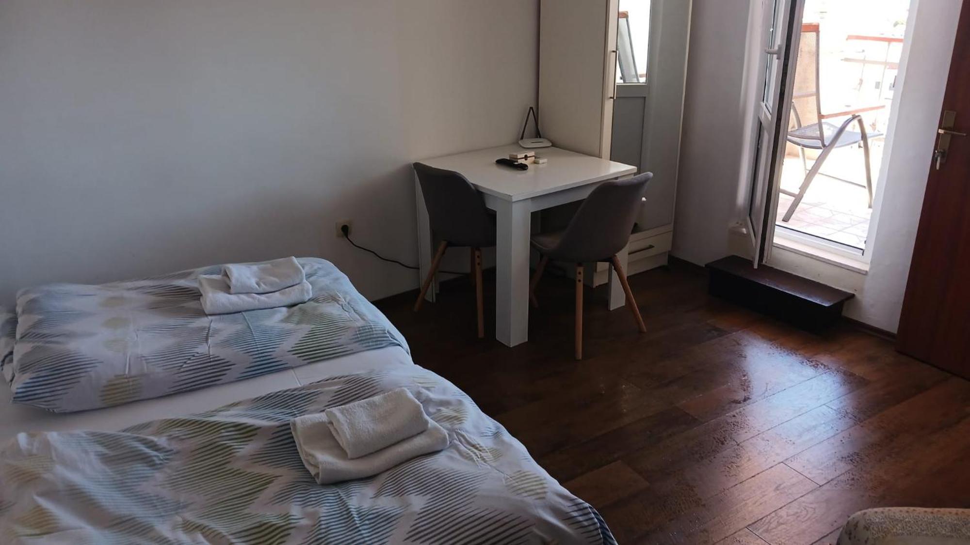 Location Old Town Lucic Dubrovnik